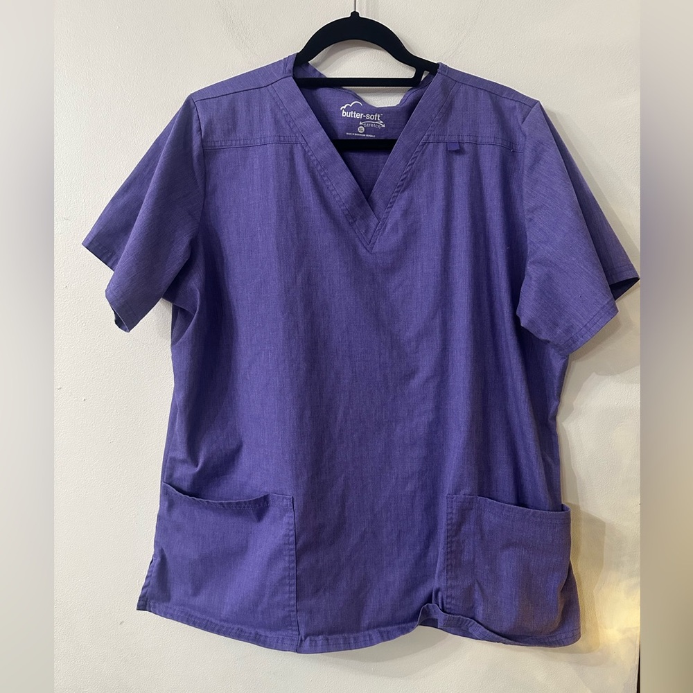 Butter-Soft Women's Purple V-Neck Scrub Top